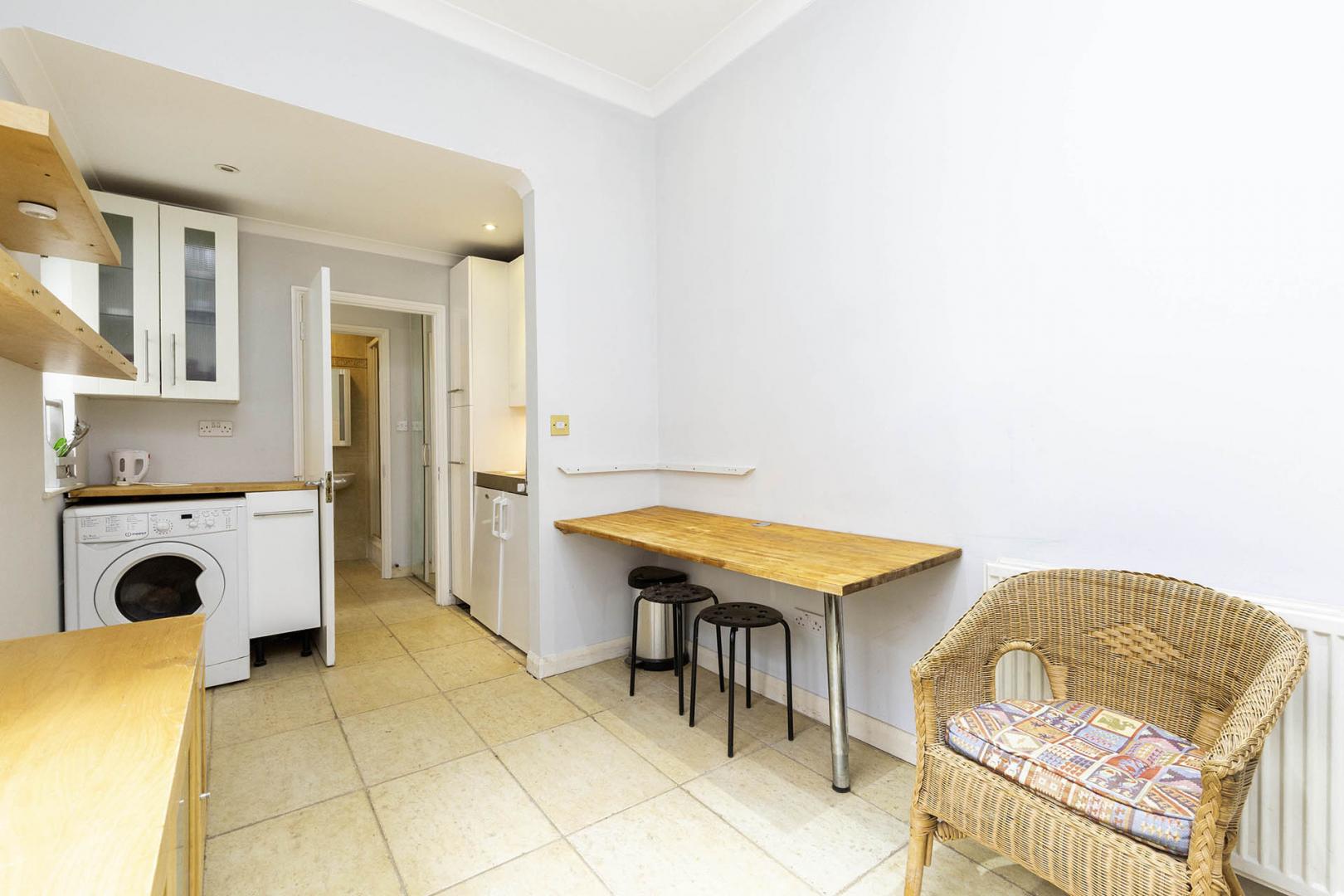 Modern and Central Apartment Iverson Road, West Hampstead